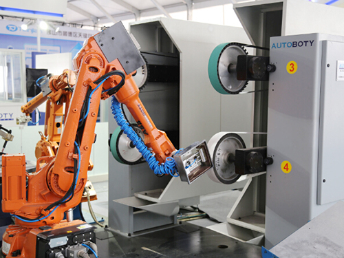 自动化铸件打磨机器人太牛了，是人工的10倍！